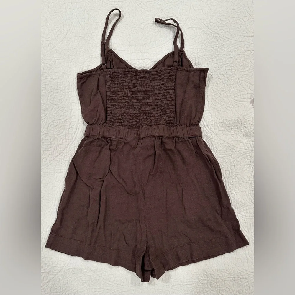 Romper - Picture 2 of 4